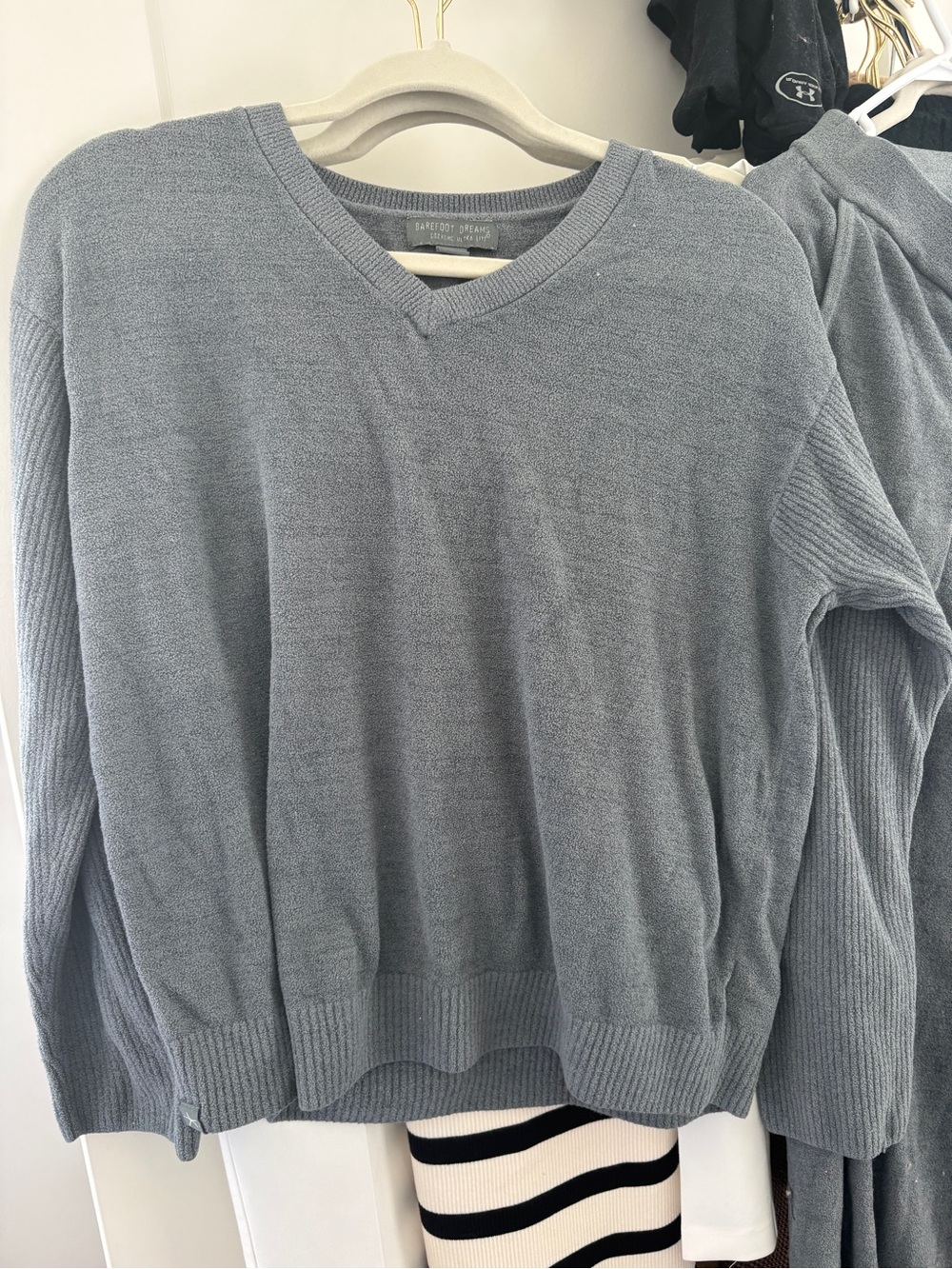 Barefoot Dreams Women's V-Neck Sweater Pajama Top in Light Blue Gray